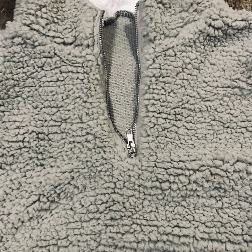 Grey Pullover - Picture 2 of 5